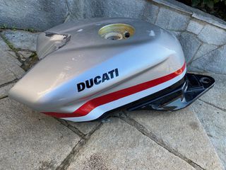 DUCATI 1198 848 1098 2009 2010 2011 2012 ΤΕΠΟΖΙΤΟ ΡΕΖΕΡΒΟΥΑΡ FUEL TANK 586.3.160.2A