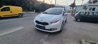 Kia Ceed / cee'd 2015 1.6 DIESEL SPIRIT NAVI CAMERA FULLEXTRA-thumb-1