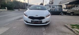 Kia Ceed / cee'd 2015 1.6 DIESEL SPIRIT NAVI CAMERA FULLEXTRA-thumb-2