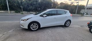 Kia Ceed / cee'd 2015 1.6 DIESEL SPIRIT NAVI CAMERA FULLEXTRA-thumb-3