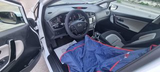 Kia Ceed / cee'd 2015 1.6 DIESEL SPIRIT NAVI CAMERA FULLEXTRA-thumb-12