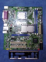Σετακια Socket / 775+επεξεργαστης +Μνημες+cooler-thumb-18
