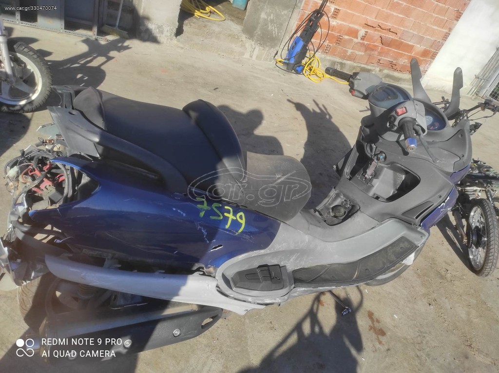 PIAGGIO X9