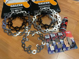 GSXR-1000 kit(GALFER DISKS & EBC pads)