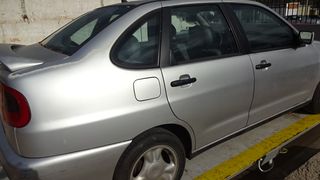 Φινιστρίνια Seat Cordoba '98