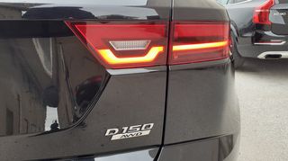 Jaguar E-Pace 2019 D150 4X4 AUTOMATIC..!!!-thumb-9