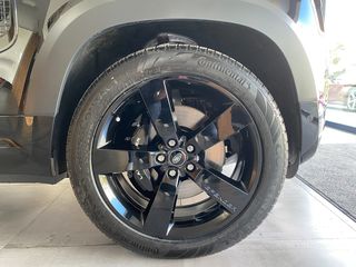 Land Rover Defender 2023 P525 V8-thumb-116