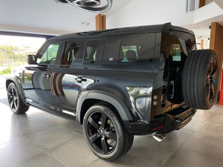 Land Rover Defender 2023 P525 V8-thumb-5