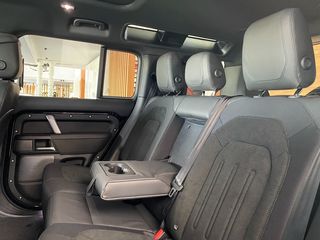 Land Rover Defender 2023 P525 V8-thumb-35