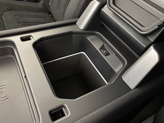 Land Rover Defender 2023 P525 V8-thumb-51