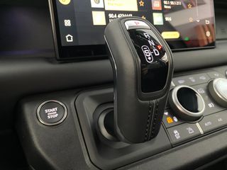 Land Rover Defender 2023 P525 V8-thumb-45