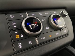 Land Rover Defender 2023 P525 V8-thumb-46
