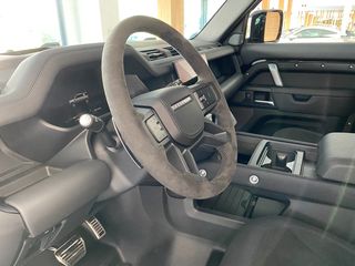 Land Rover Defender 2023 P525 V8-thumb-24