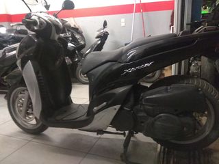 Yamaha Xenter 150 2012-thumb-3