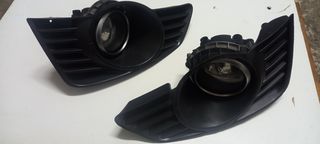 Opel Tigra.(04-09). Προβολακια ομιχλης εμπρος προφυλακτηρα.