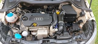 Audi A1 2010-thumb-34