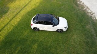 Audi A1 2010-thumb-38