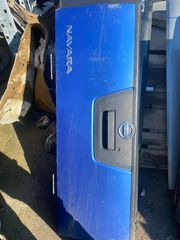 ΠΟΡΤΑ ΚΑΡΟΤΣΑΣ NISSAN NAVARA D40 2010-2015 ME KAMEΡΑ