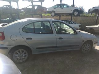RENAULT MEGANE  ΓΙΑ ΑΝΤΑΛΛΑΚΤΙΚΑ ME ΑΡΙΘΜΟ ΚΙΝΗΤ Κ4J 5ΘΥΡΟ -thumb-3