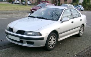 Mitsubishi Carisma '04