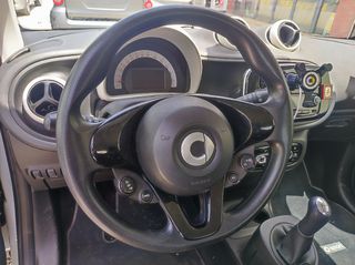 Smart ForTwo 2015-thumb-10