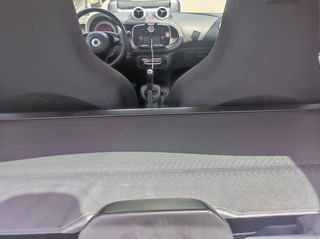 Smart ForTwo 2015-thumb-18