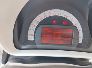 Smart ForTwo 2015-thumb-12