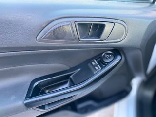Κλούβα Ford 2016 Fiesta Cargo van-thumb-27