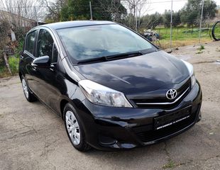 Toyota Yaris '12  1.4 D-4D Life Navi 