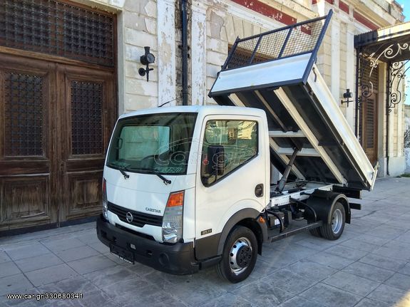 Nissan '12 CABSTAR