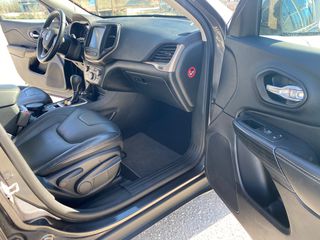 Jeep Cherokee 2017 LIMITED-thumb-19