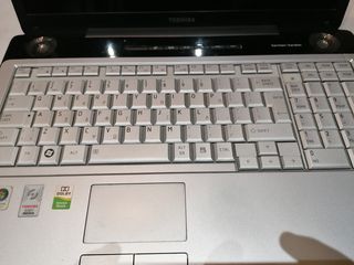 Toshiba Satellite p200 D-thumb-4
