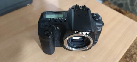 Canon EOS 20D DSLR ψηφιακή φωτογραφική μηχανή 8MP Max resolution 3504 x 2336 Σε άριστη κατάσταση σαν καινούργια mount EF/EF-S έχει λιγότερα από 500 κλικς δώρο μια κάρτα compact flash ii 4GB microdrive