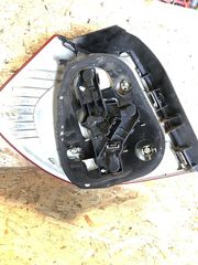 BMW 116 E87 ΠΙΣΩ ΔΕΞΙ ΦΑΝΑΡΙ-thumb-1