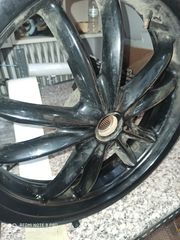 Ροδα πισω από Piaggio Carnaby 300-thumb-1
