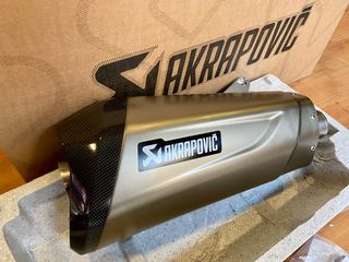 AKRAPOVIC VESPA 300