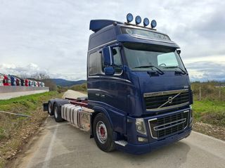 Σασί Volvo 2012 FH 16 700-thumb-1