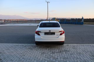 Fiat Tipo 2019-thumb-3