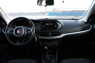 Fiat Tipo 2019-thumb-15