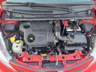 Toyota Yaris 2014-thumb-19