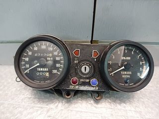 Yamaha RD 250/350 όργανα- κοντέρ - στροφόμετρο - ενδείξεις 73-75’