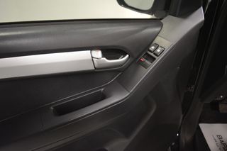 Isuzu D-Max 2017 2.5TwinTurbo_Μιάμιση_Ελληνικό_1οΧέρι_34.500χλμ!!!-thumb-15