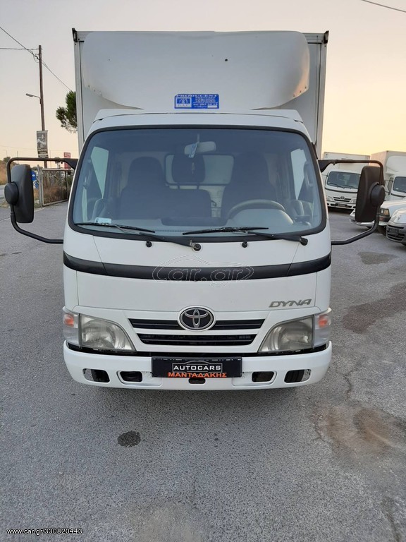 Κόφα Toyota 2009 DYNA  150