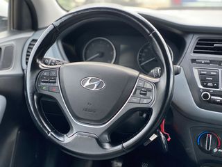 Hyundai i 20 2015-thumb-17