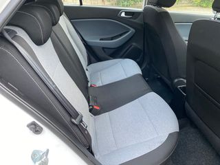 Hyundai i 20 2015-thumb-20