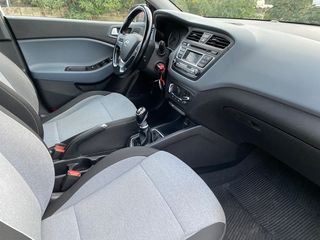 Hyundai i 20 2015-thumb-21