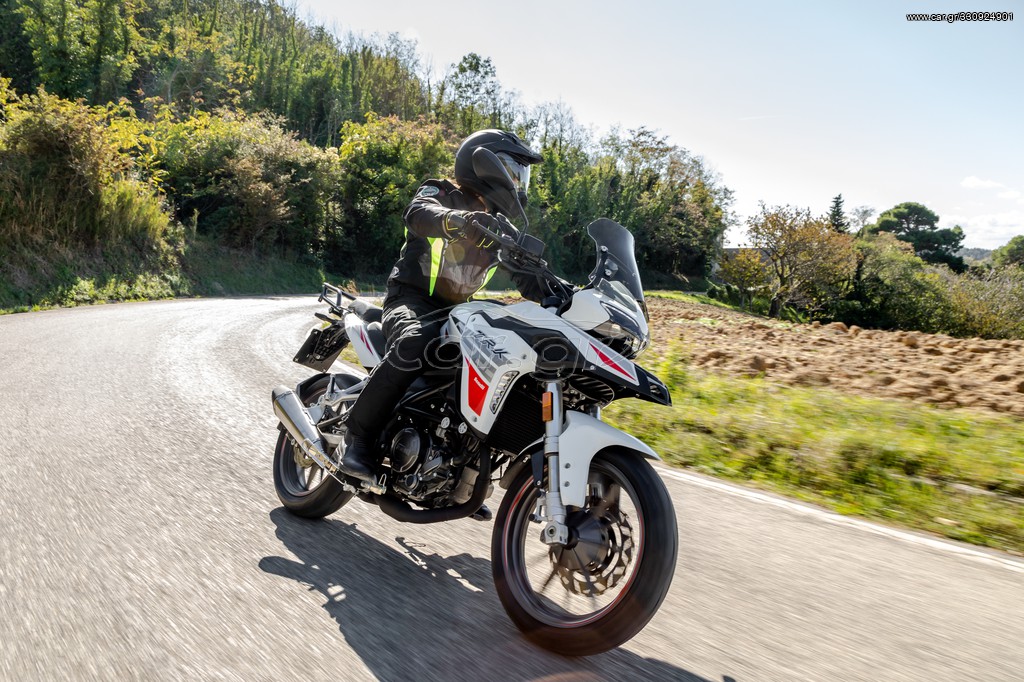 Benelli TRK 251 2025