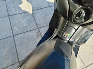 Yamaha XMAX 400 2017 ABS-TCS-KEYLESS-ΜΑΤ ΧΡΩΜΑ-thumb-17
