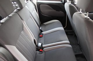 Fiat Doblo 2017 1.4 Easy-thumb-24
