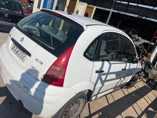 Τρώμε το πίσω Citroen σε τρία 2004-thumb-4
